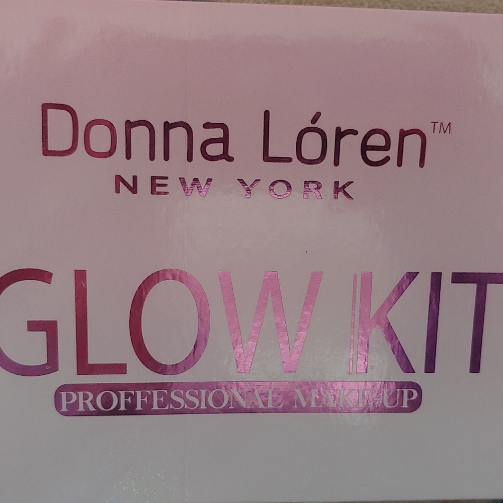 Donna Loren Glow Kit